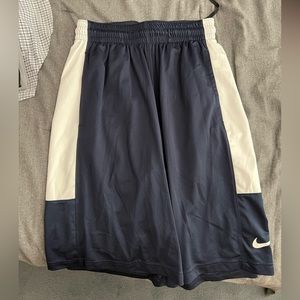 NIKE DRI-FIT SHORTS MENS SIZE - S
